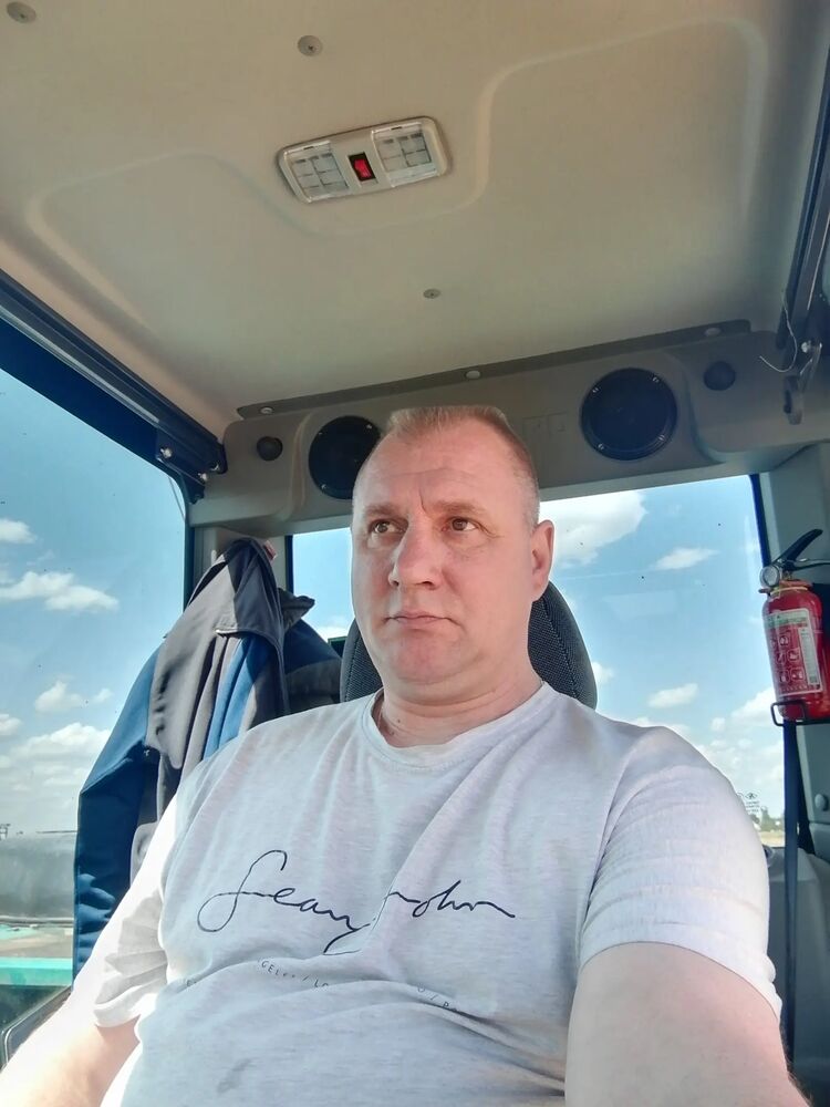  48285015  , 50 ,    