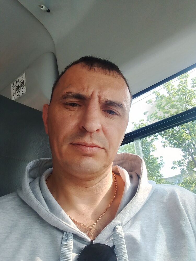  52143915  , 42 ,    