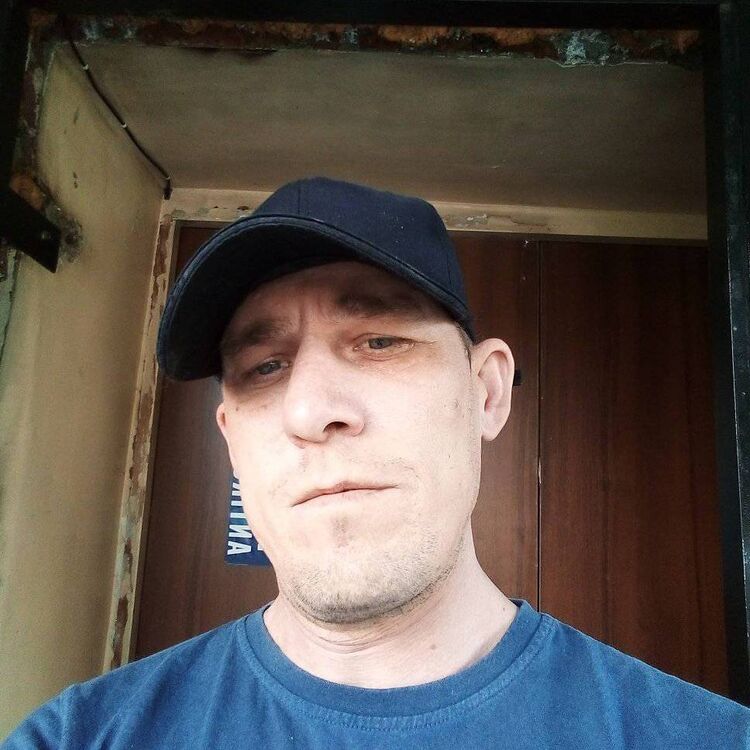  ,   Aliksei, 40 ,   ,   