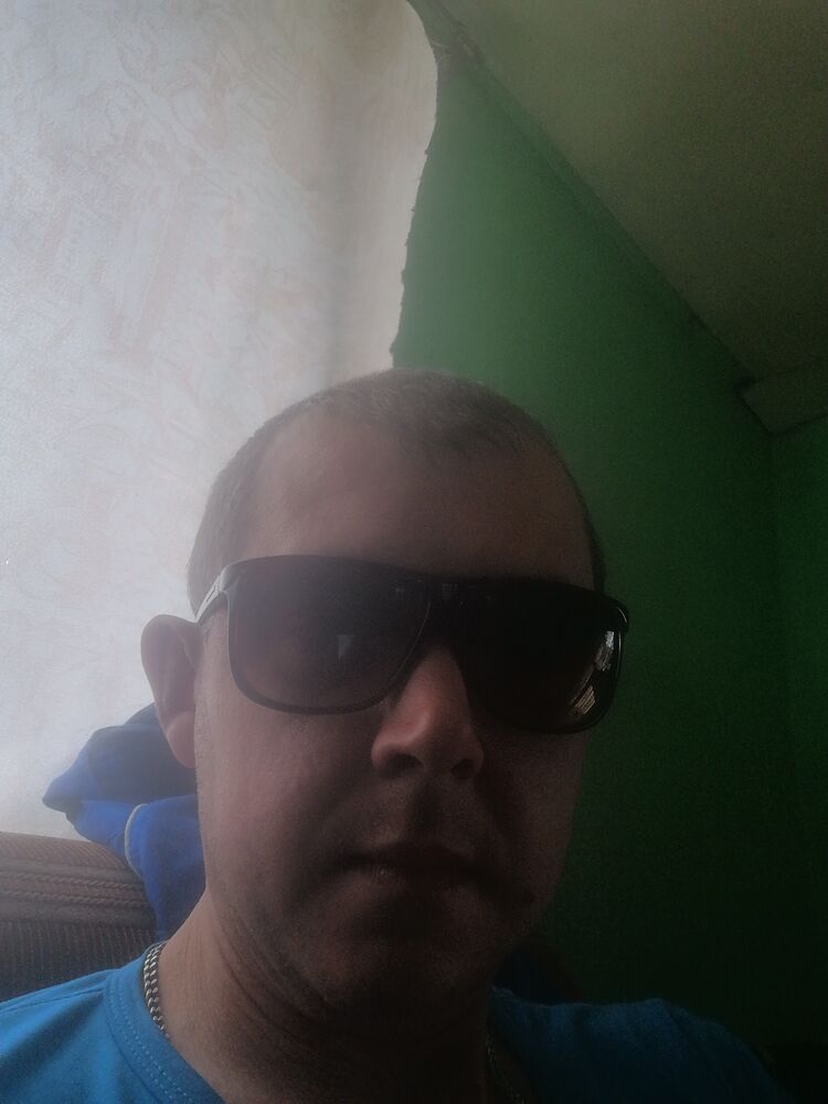  33239195  , 39 ,    