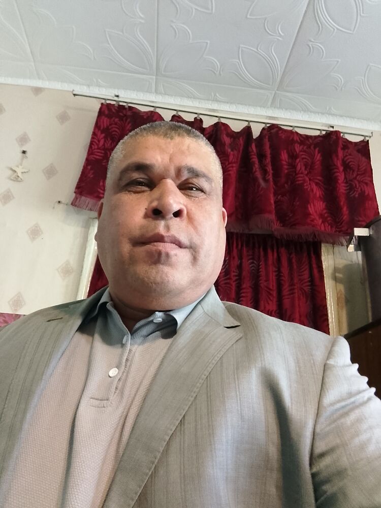  43677745  , 57 ,    