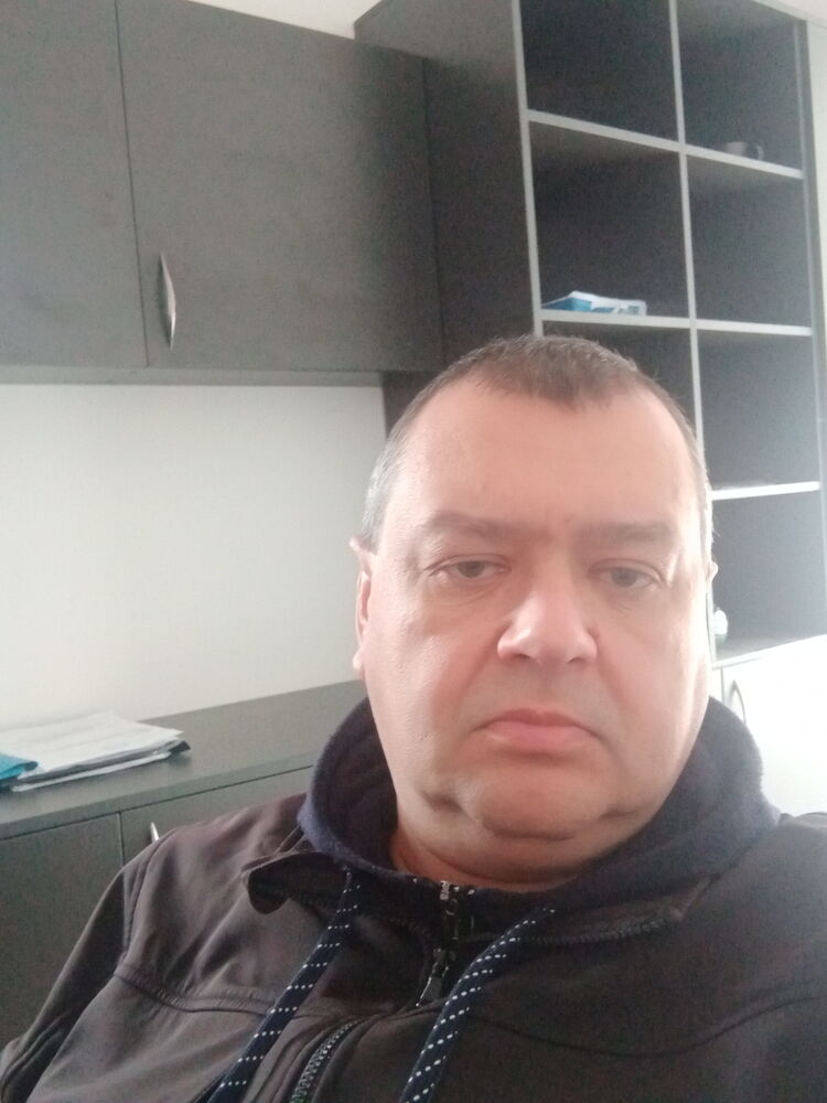  33013095  , 49 ,    