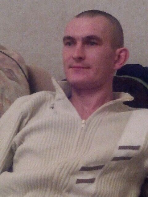  ,   Alex, 45 ,   