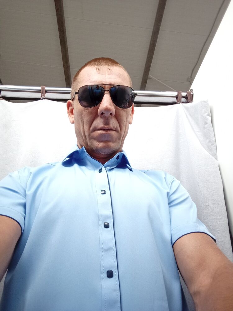  45217285  Ivan, 39 ,    