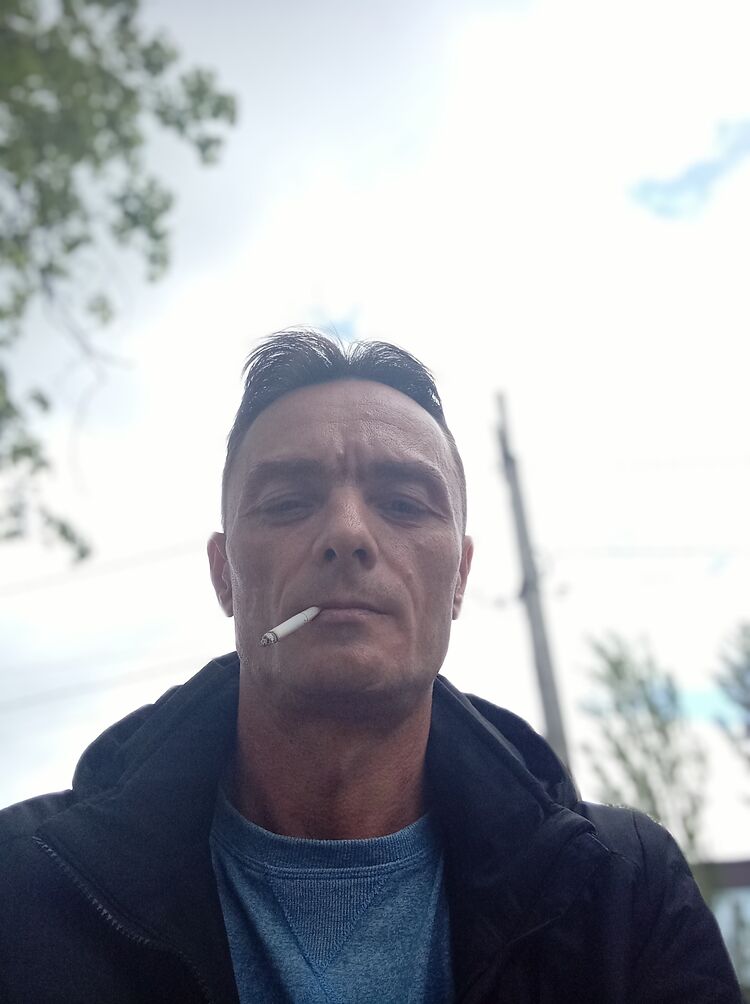  42705475  , 49 ,    