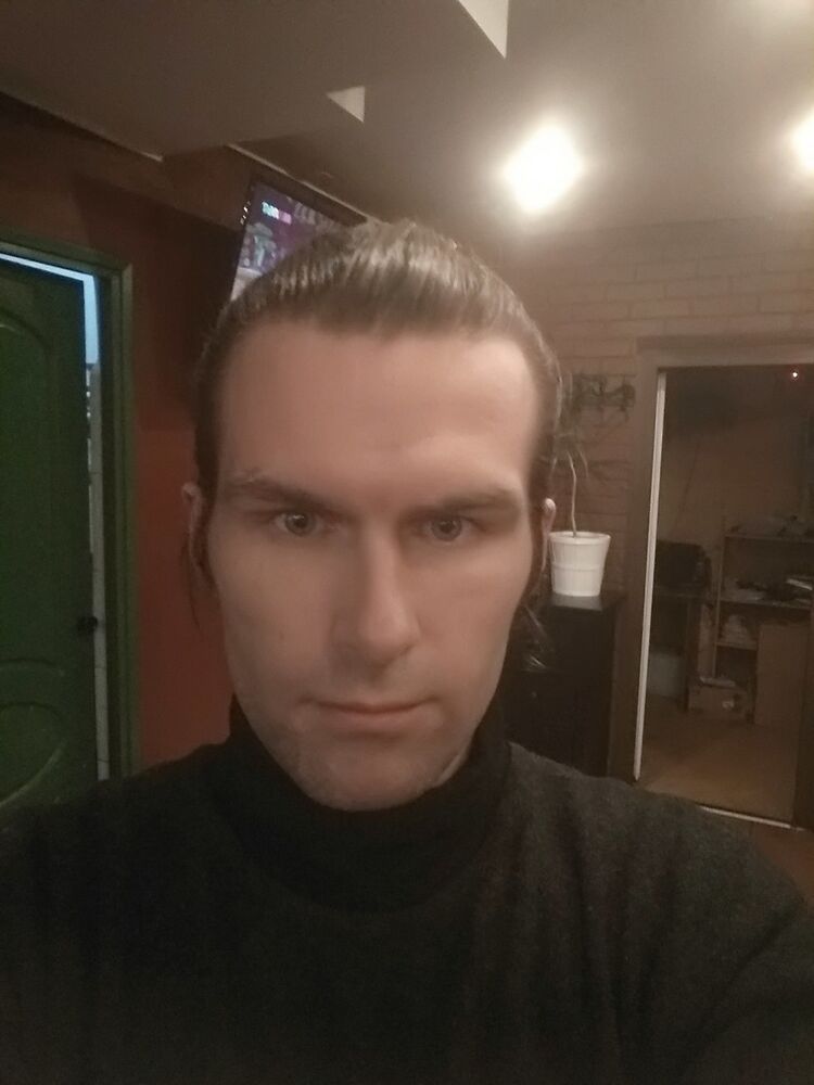  18622585  , 44 ,    -