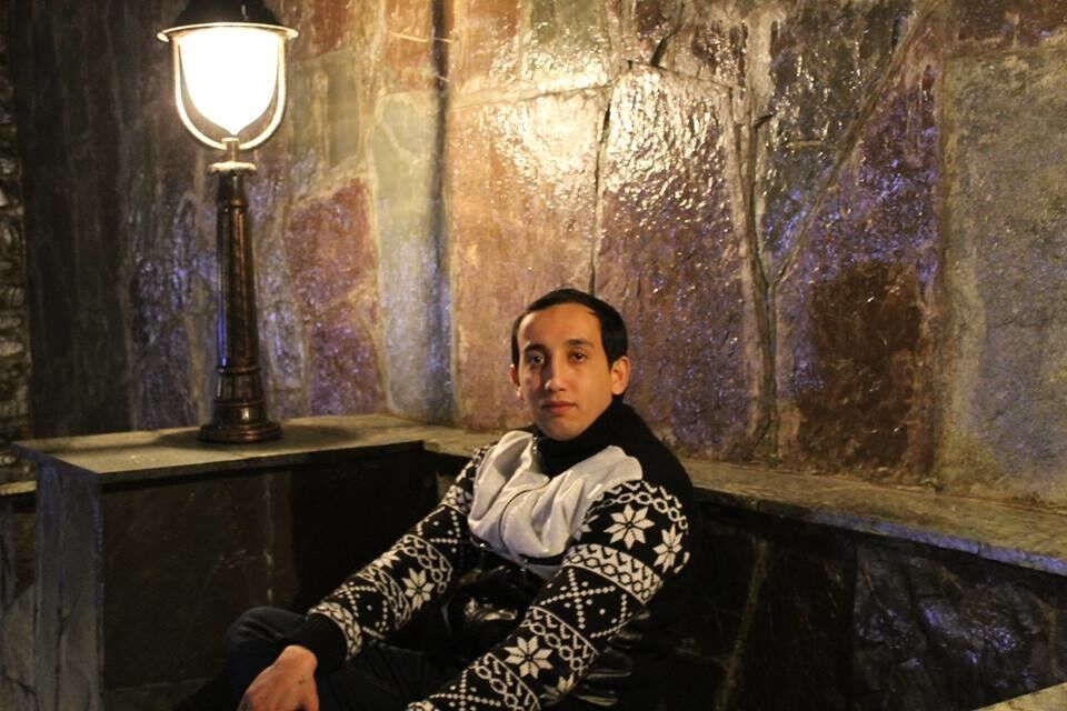  4758755  Ceyhun, 39 ,    