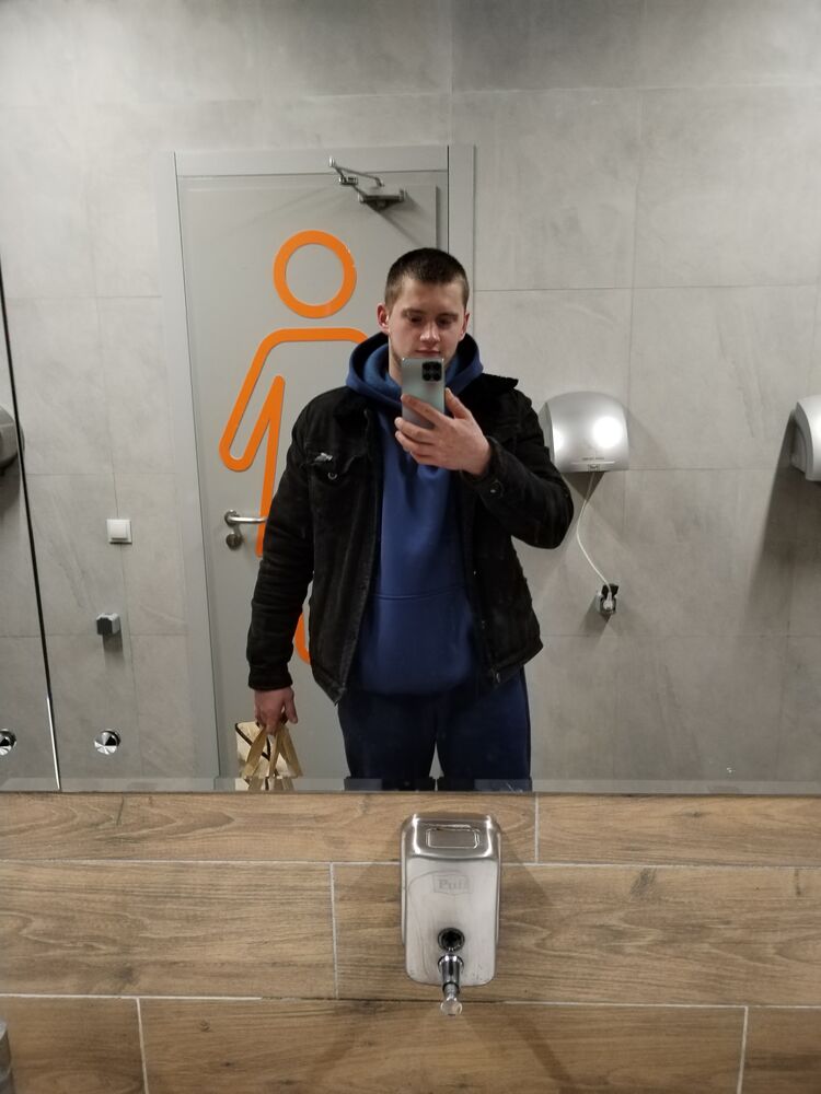  45976295  , 24 ,    