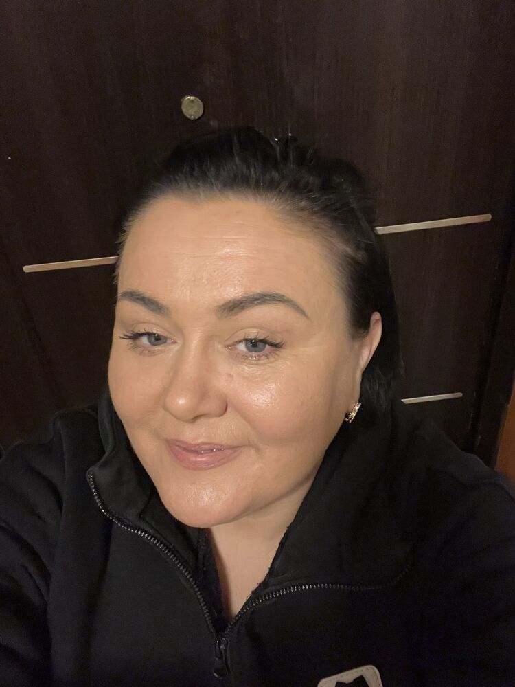  54499225  Inna, 43 ,    