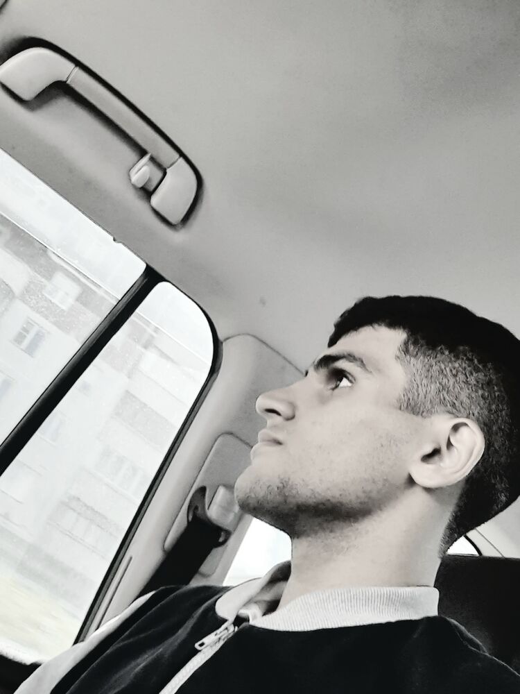  27538375  Fakhrad, 22 ,    