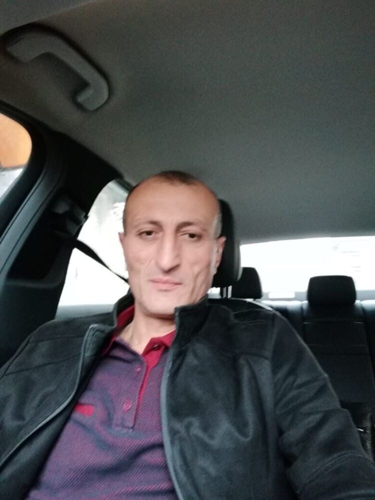 46891735  ARTYOM, 46 ,    