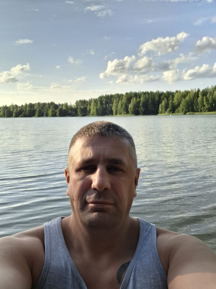  53051245  , 42 ,    