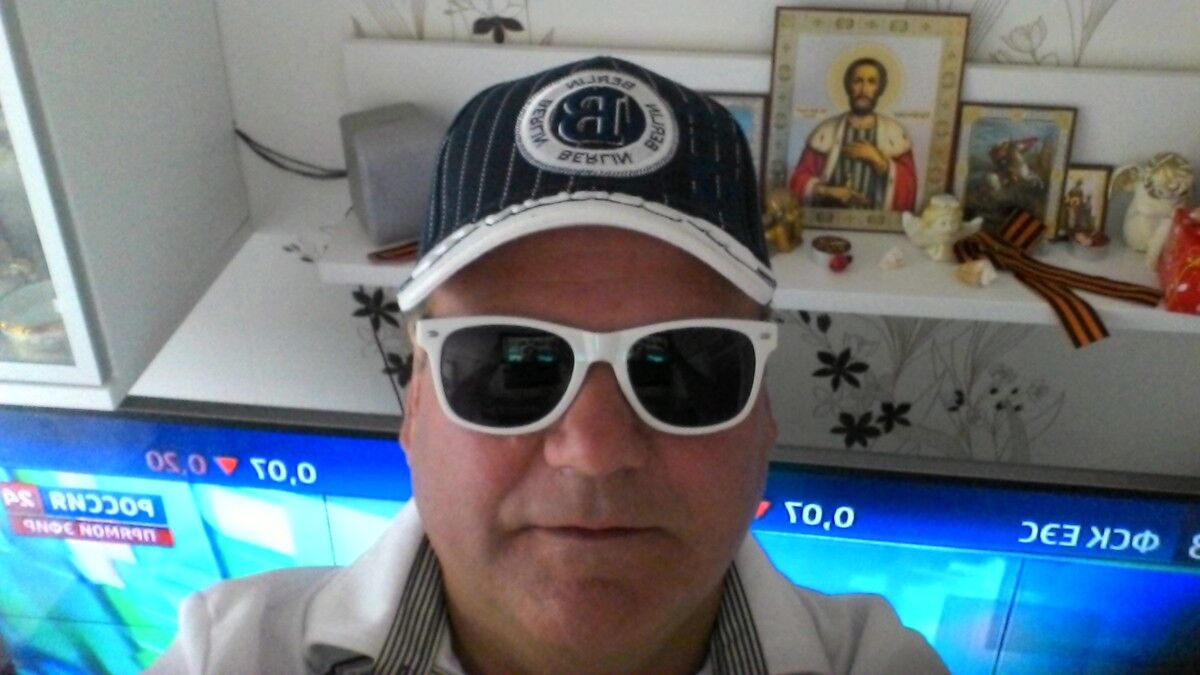 6841625  Jakob, 63 ,    