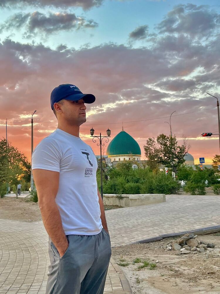  ,   Eldor, 25 ,   ,   