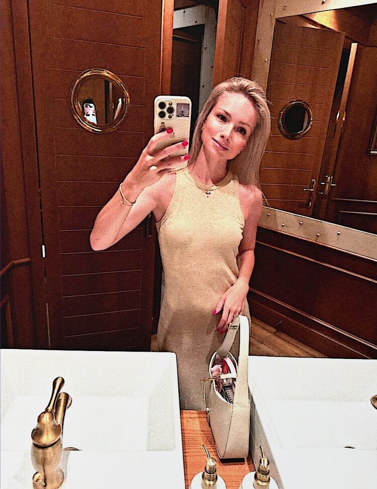 ���� 56221575 ������� ��������, 32 ����, ���� ���������� � ����������