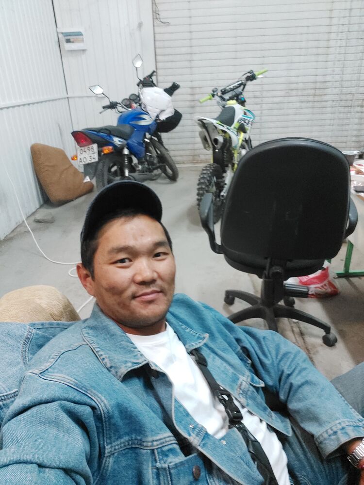  37975075  Elvg, 37 ,    