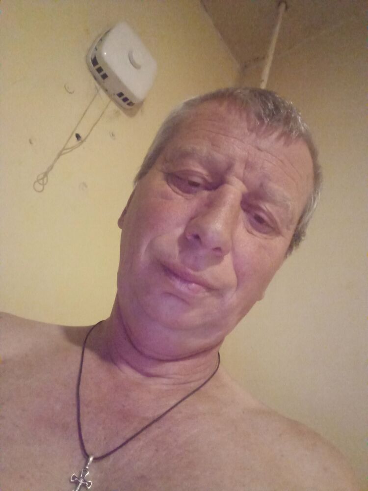  30750155  Andrei, 58 ,    