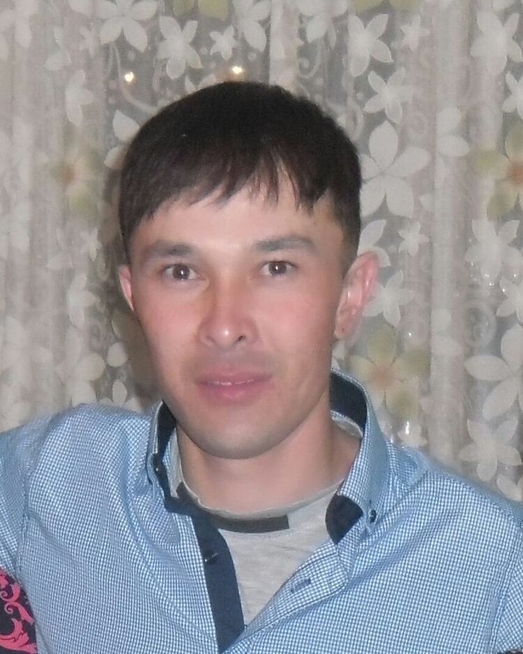  ,   Marat, 42 ,  