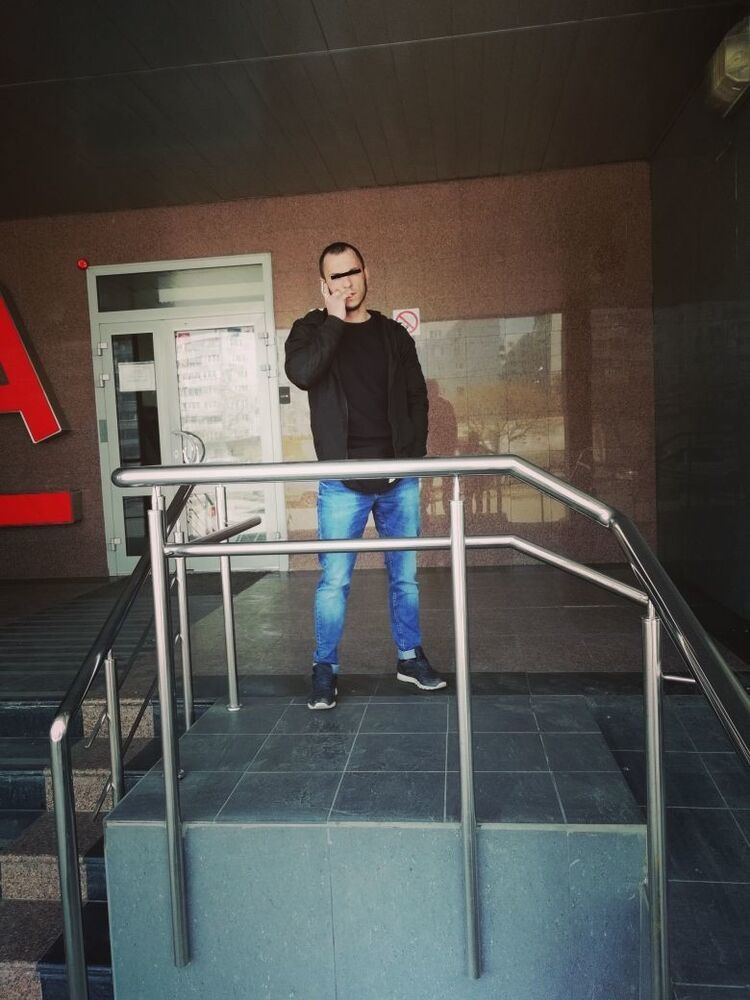  19433285  Davay, 35 ,    