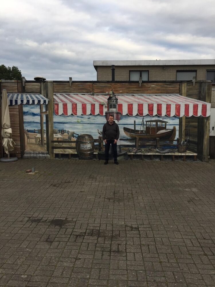  24242305  , 57 ,    Verden