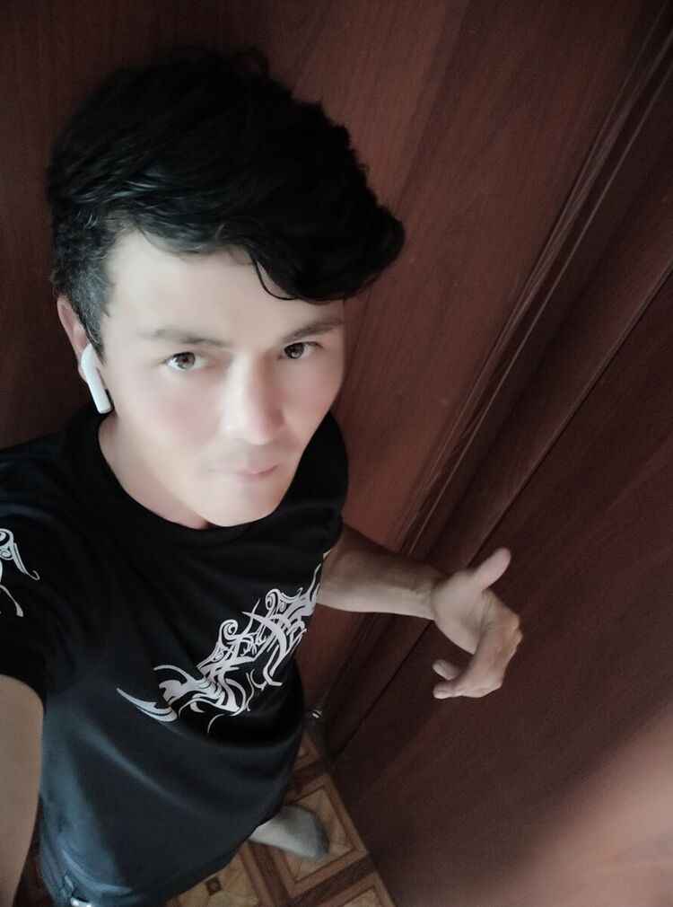  21116265  Akmaljon, 34 ,    