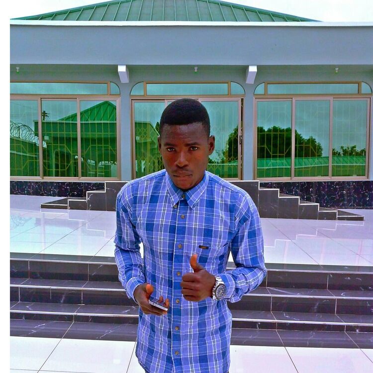  ,   Ernest, 32 ,     , c 