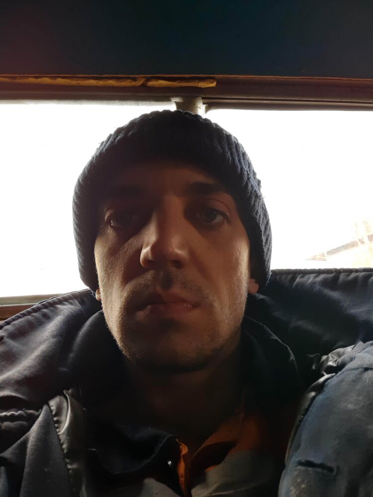  29487305  , 35 ,    