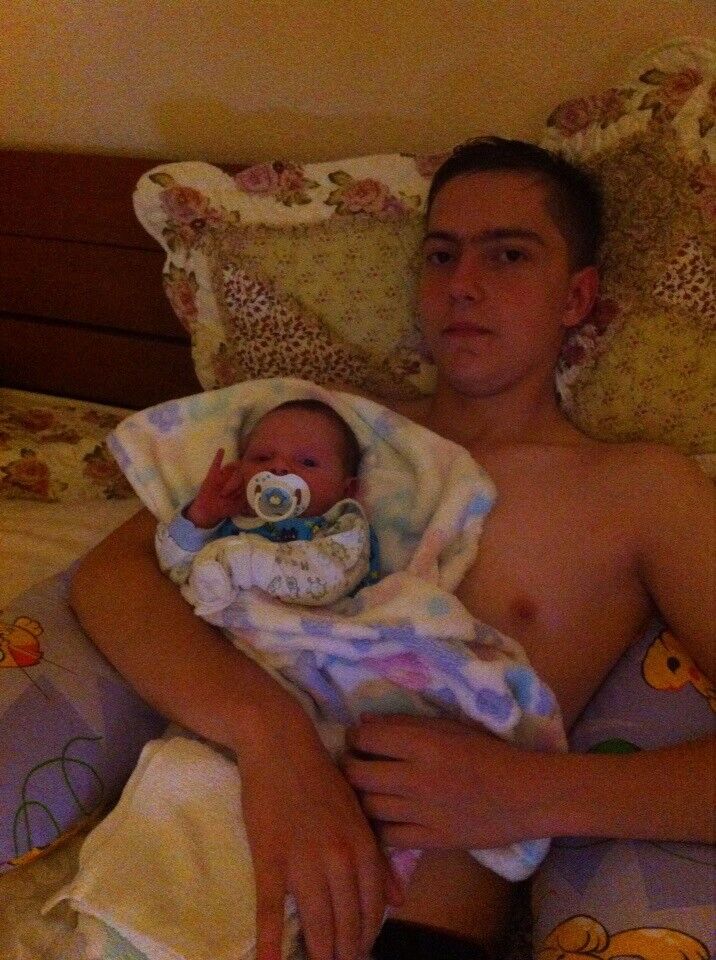  8252775  , 27 ,    --