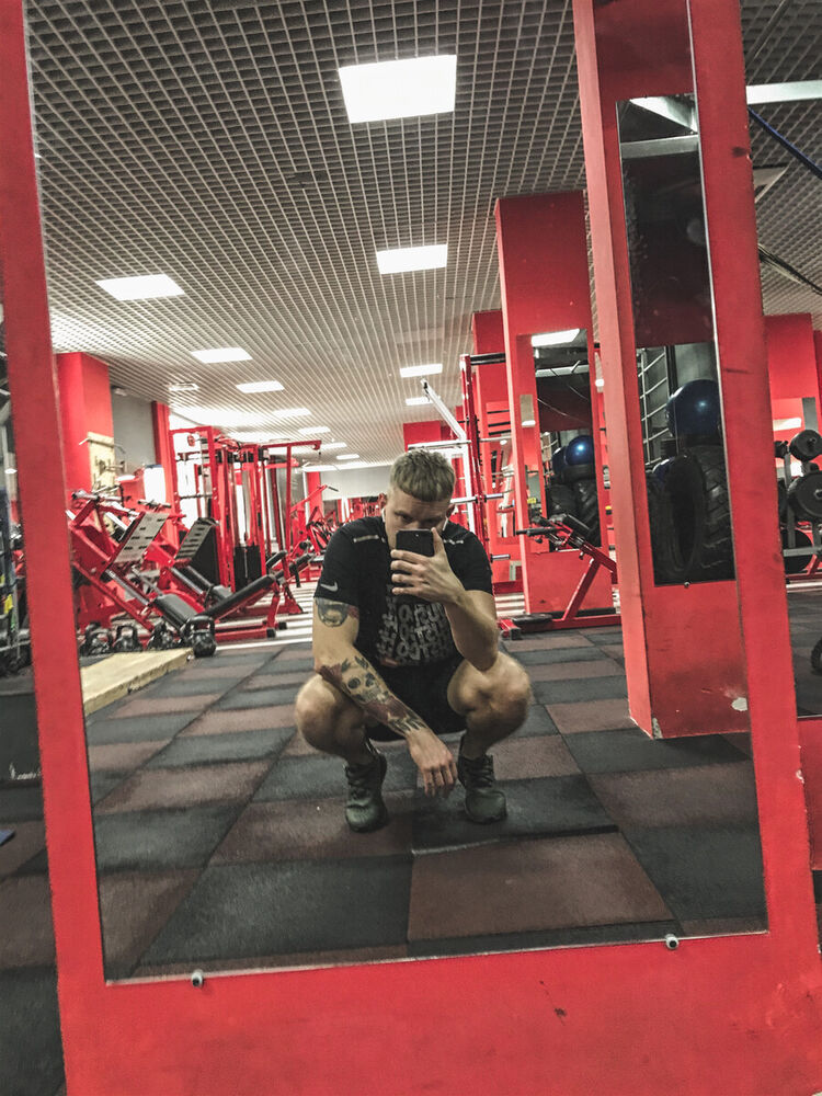  ,   Artem, 32 ,   ,   