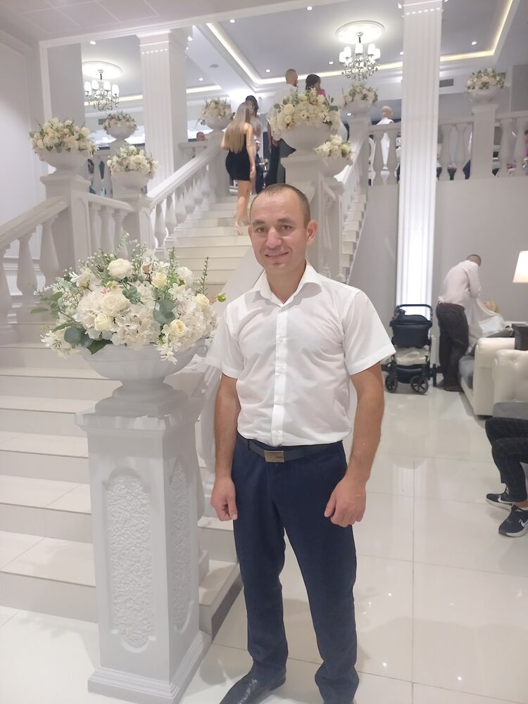  36817885  VLentin, 37 ,    