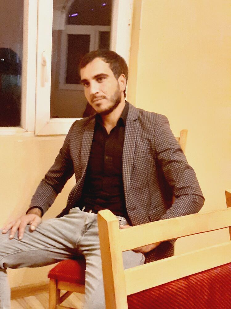  31571295  Asim, 34 ,    