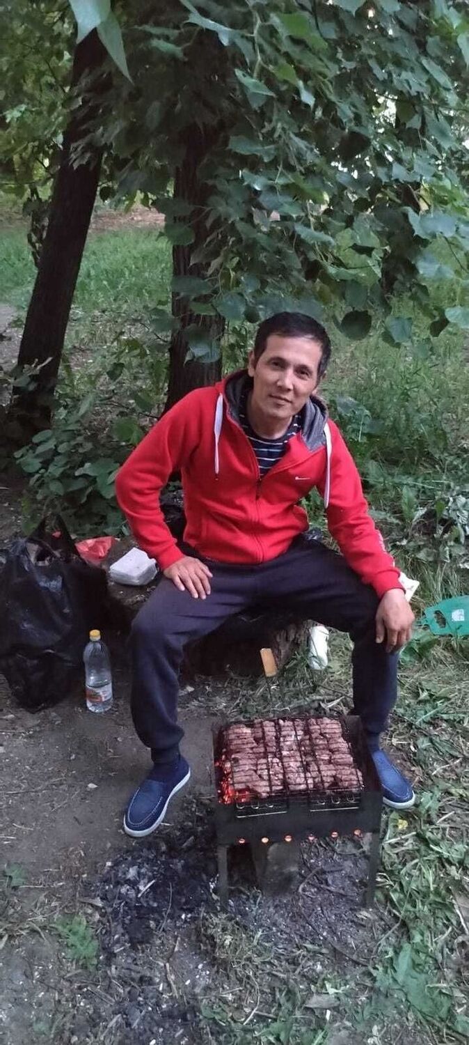  42154495  Sanjik, 46 ,    