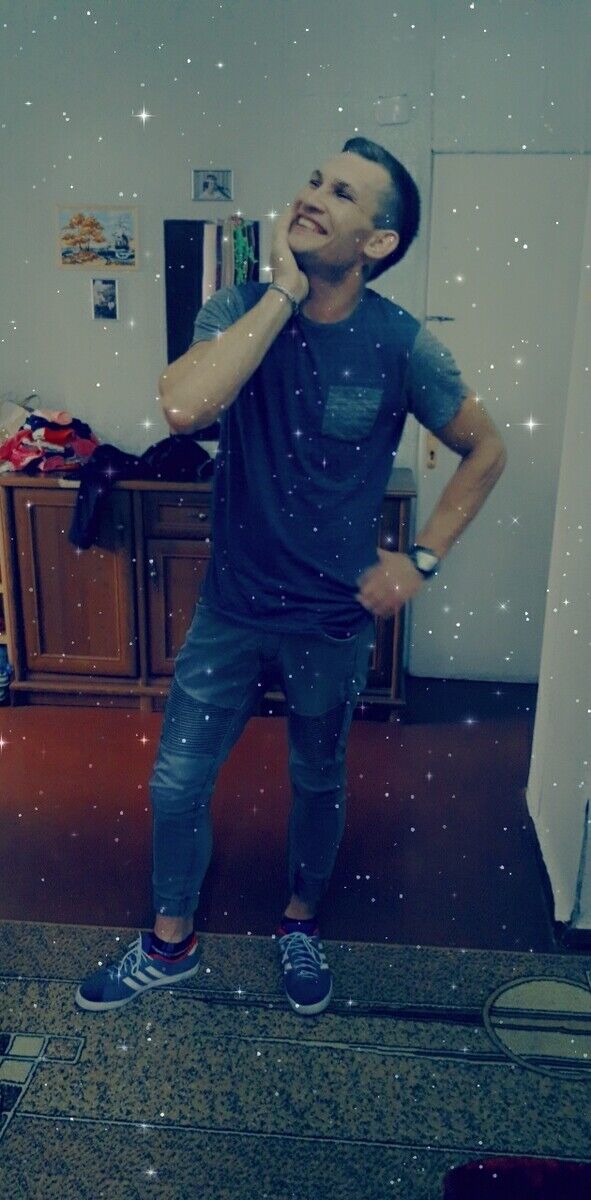  ,   Ovidijus, 32 ,   ,   , c 