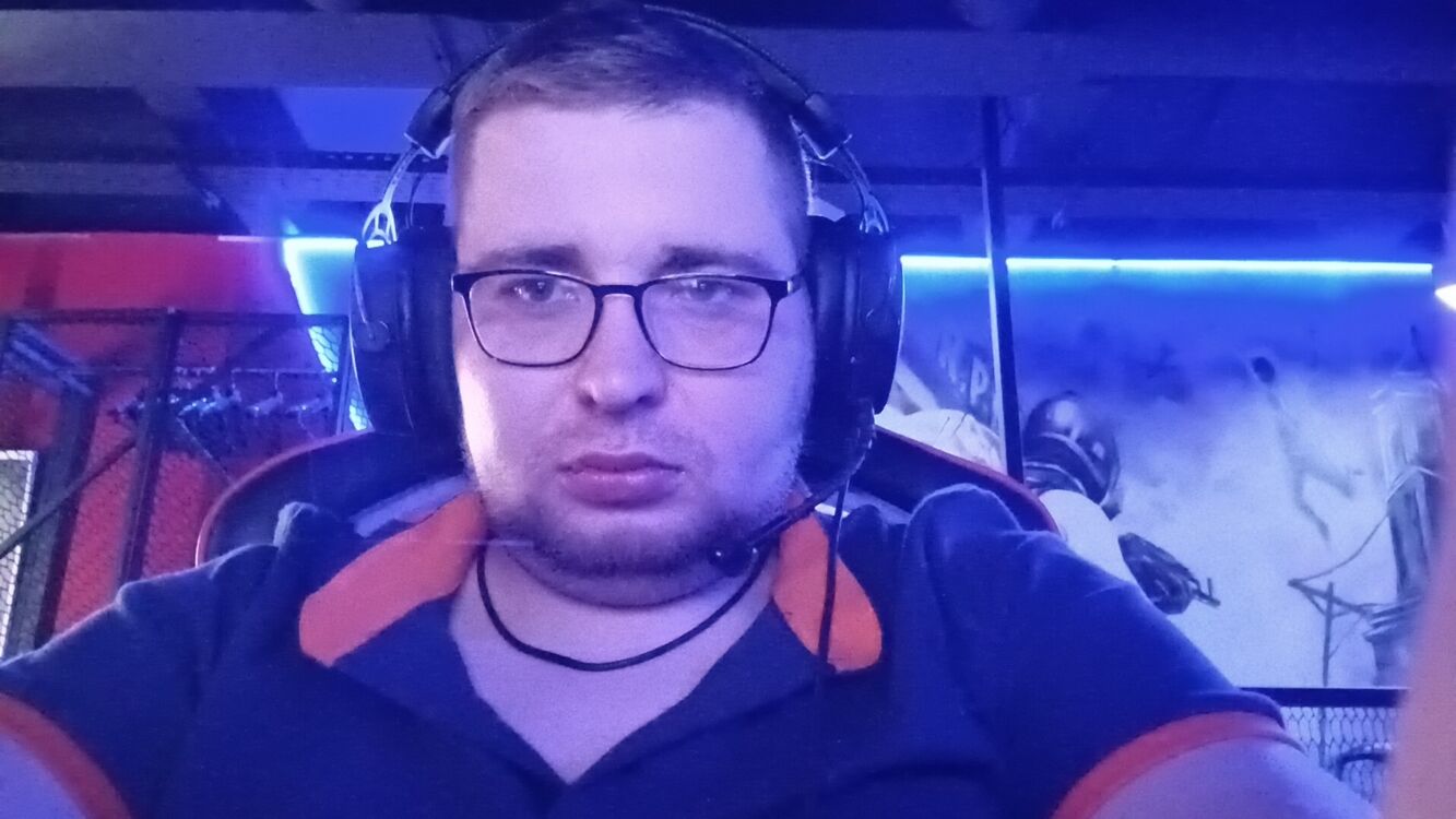  45081715  , 31 ,    