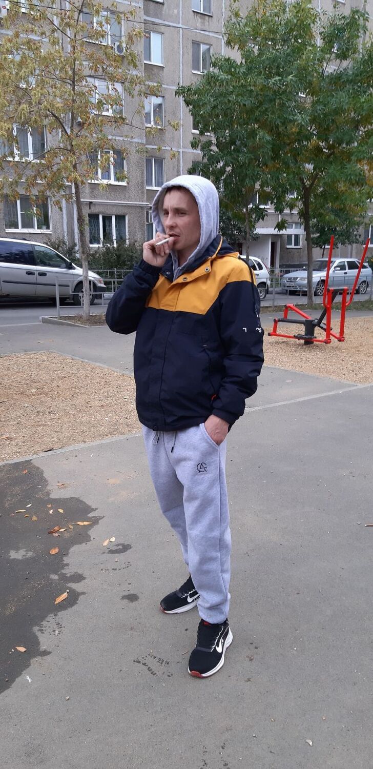  46882935  , 34 ,    
