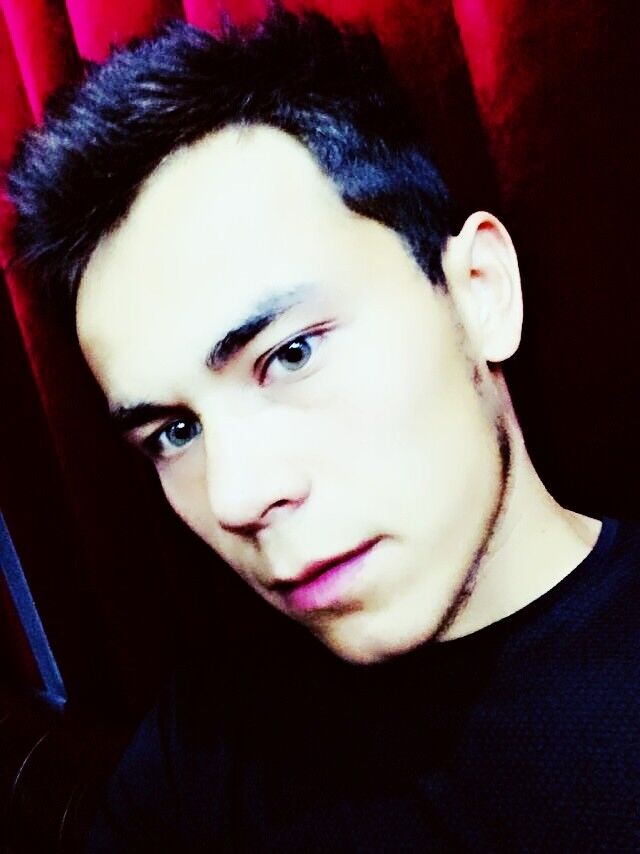  14075865  Timur, 29 ,    