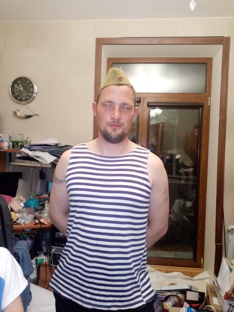  22776325  , 35 ,    