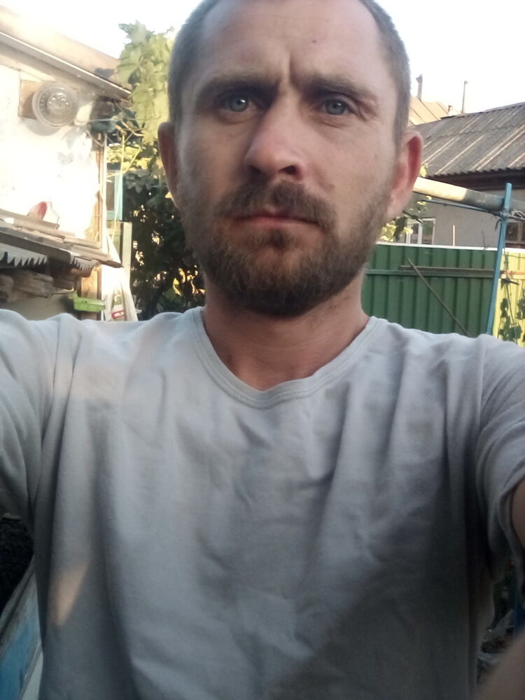  17403085  , 38 ,    