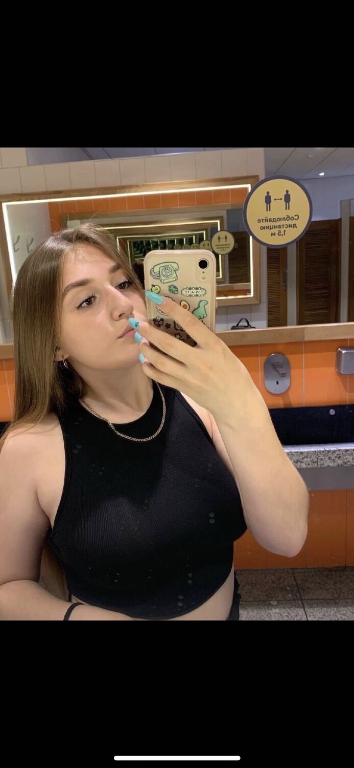  ,   Ekaterina, 20 ,   ,   , c 
