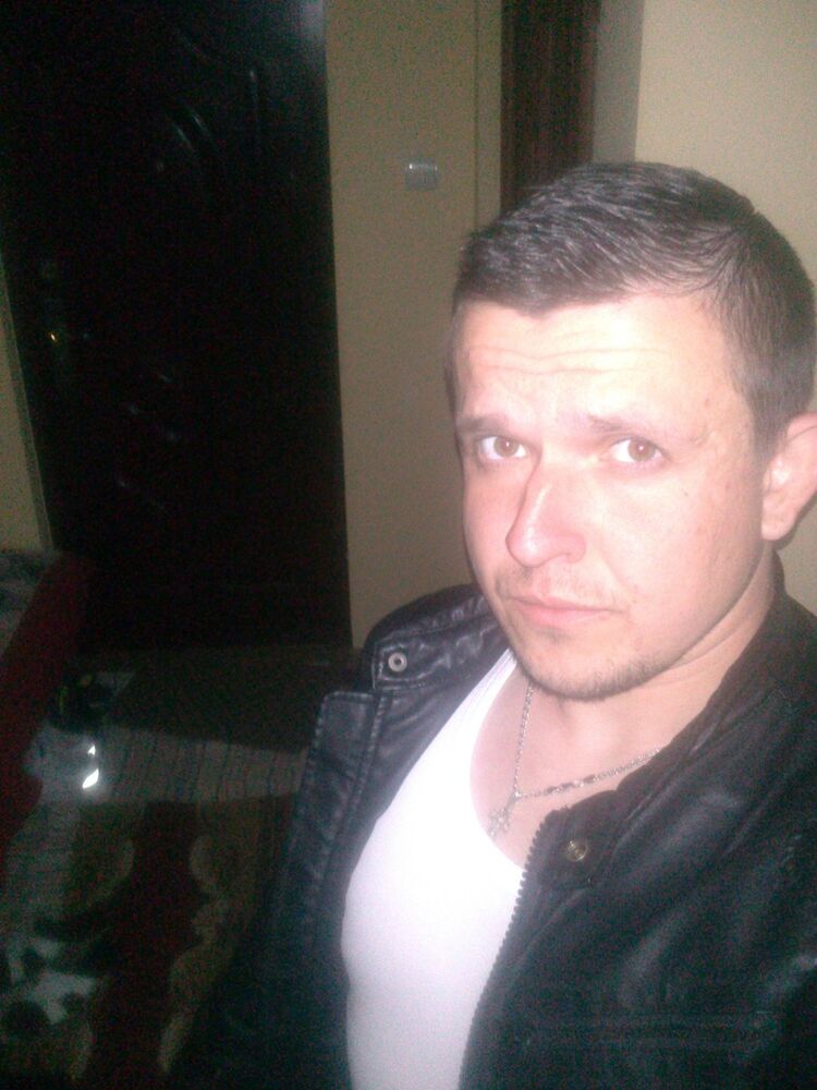  10149325  Valik, 34 ,    