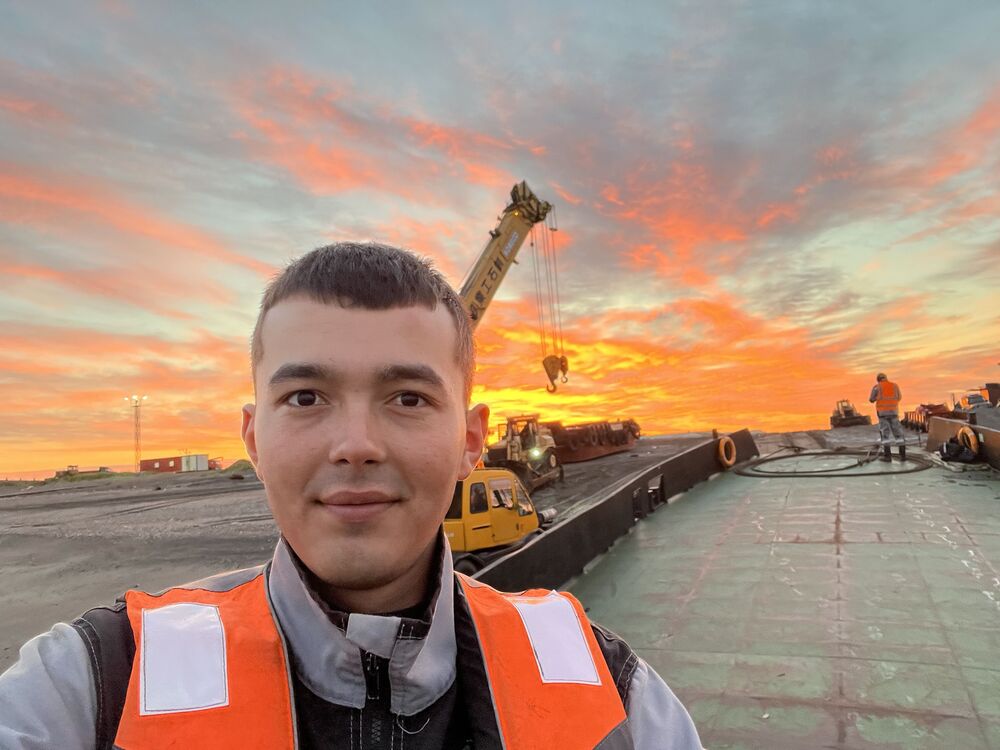 ���� 38300905 ����� Dior, 23 ����, ���� ���������� � ��������������-����������