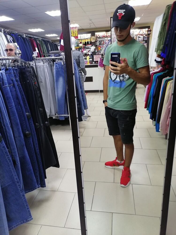  --,   , 26 ,  