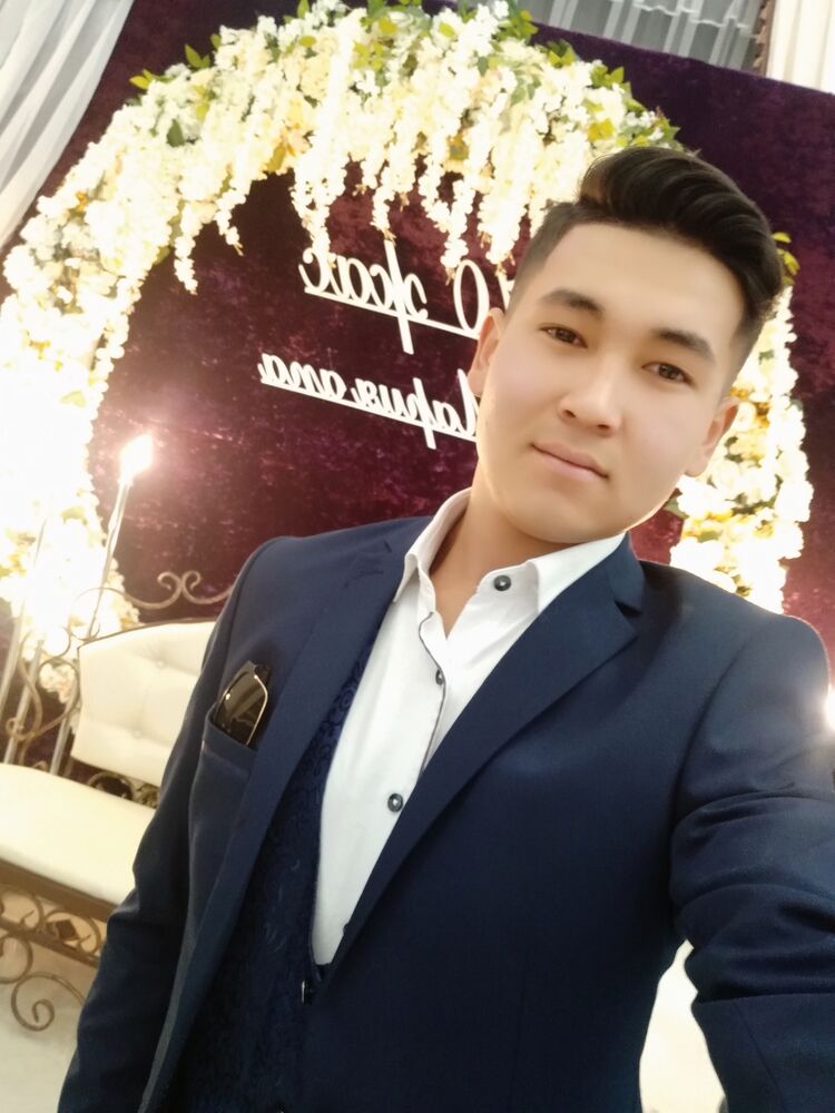  23566045  Nursultan, 26 ,    