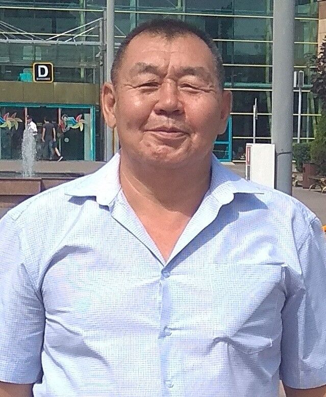  17083085  Abeke, 67 ,    