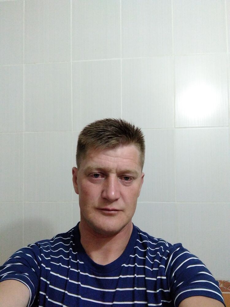  54345405  Sergey, 47 ,    