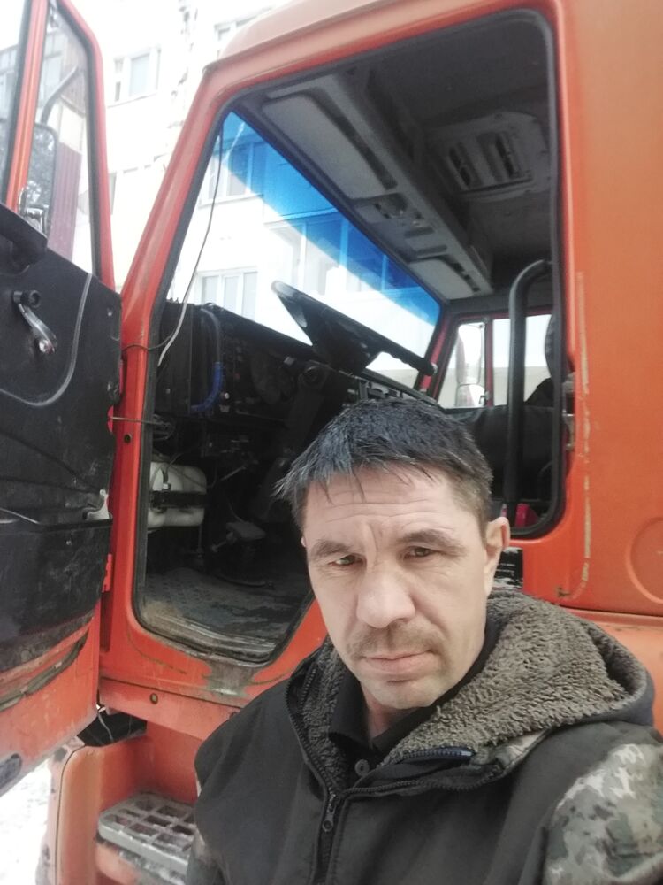  31174215  , 44 ,    