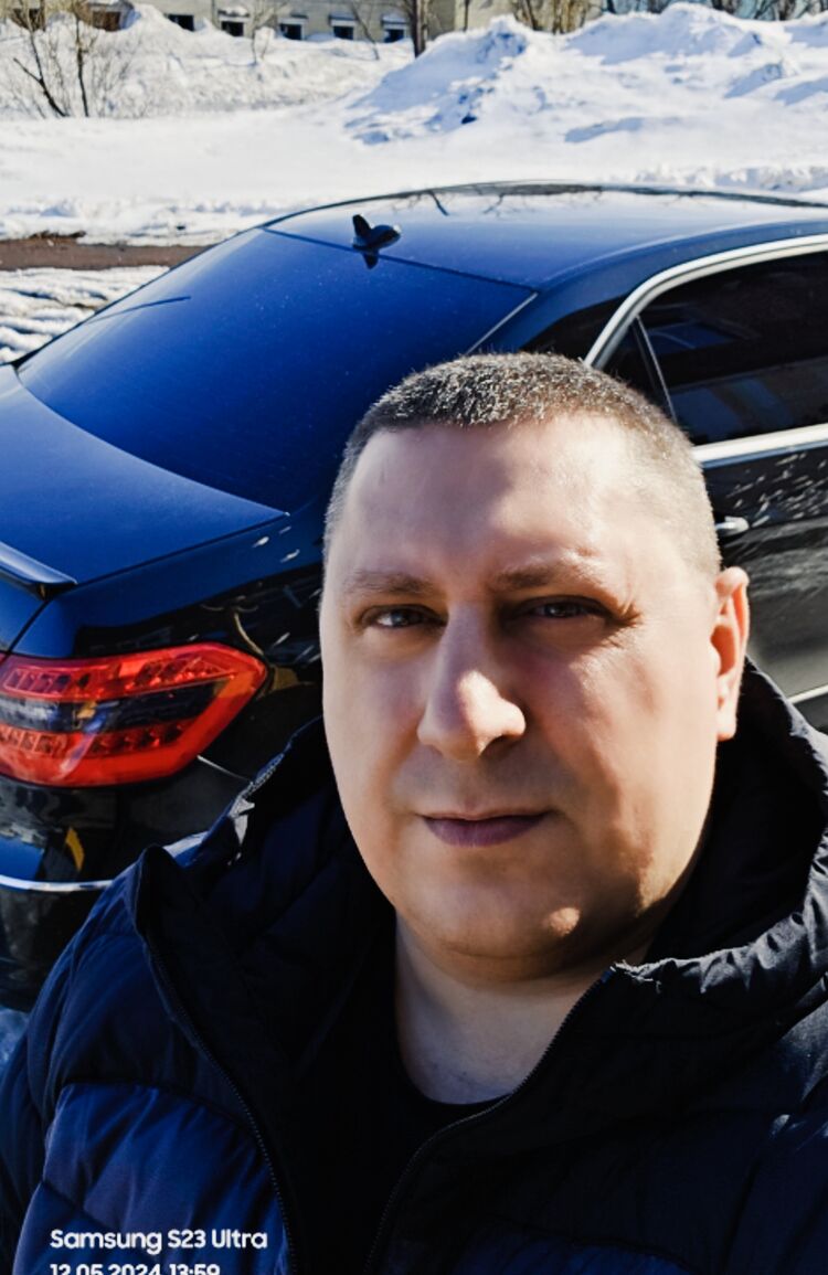  45039985  Denis, 44 ,    