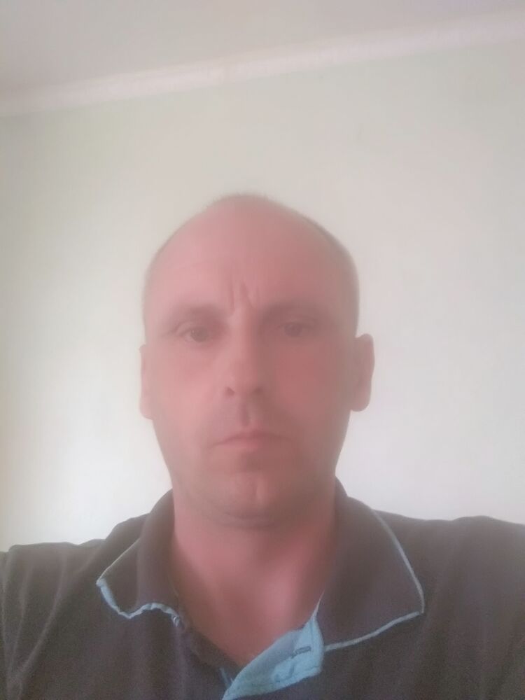  43939565  Vanea, 45 ,    