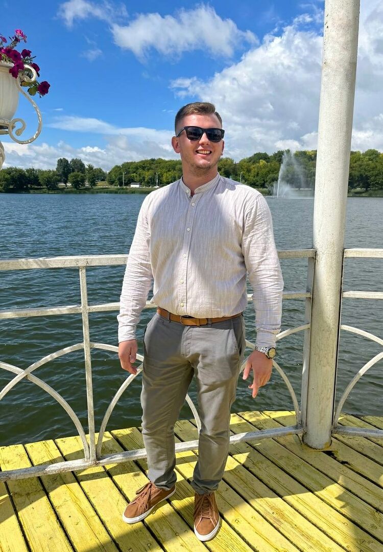  ,   Oleg, 28 ,   ,   , c 