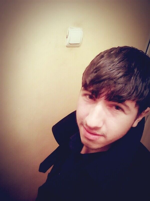  6982645  Davo, 31 ,    